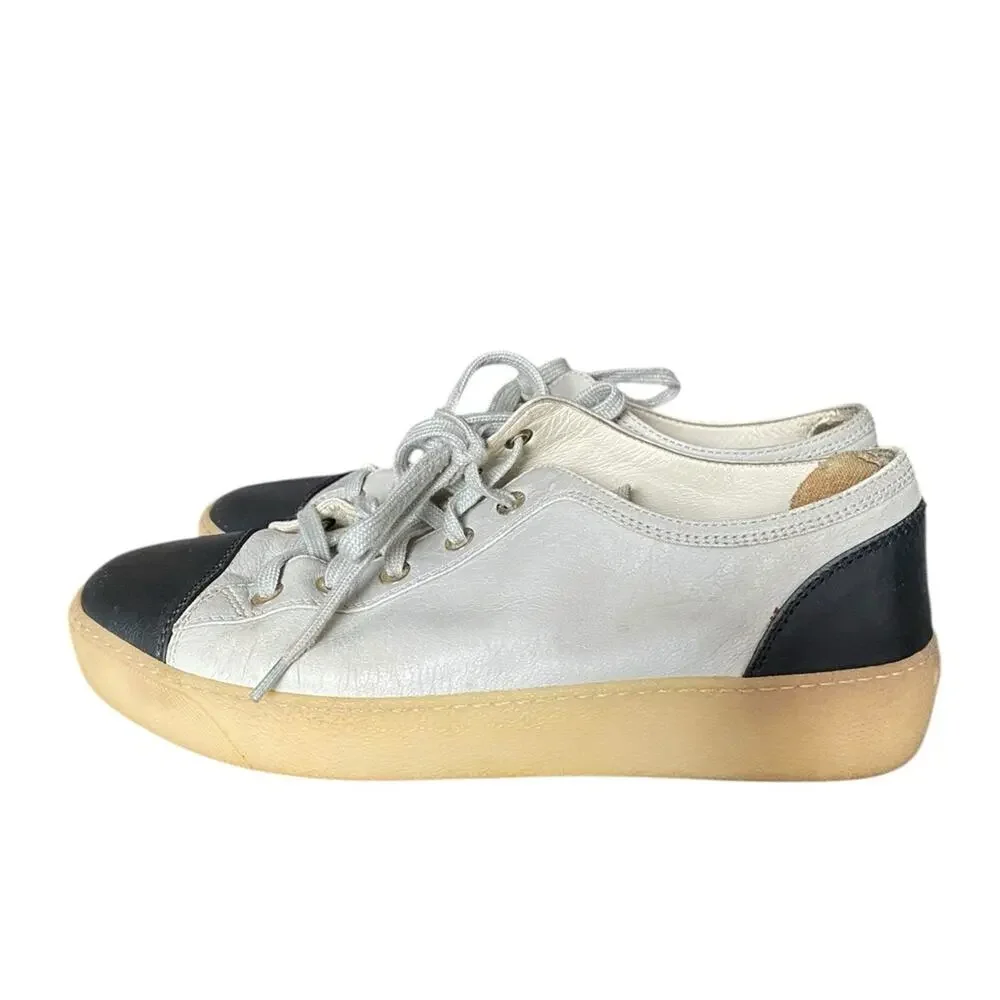 Chanel Calfskin Lace Up Cap Toe Sneakers size 38 US 8 Gray Grey Black - Picture 2 of 12